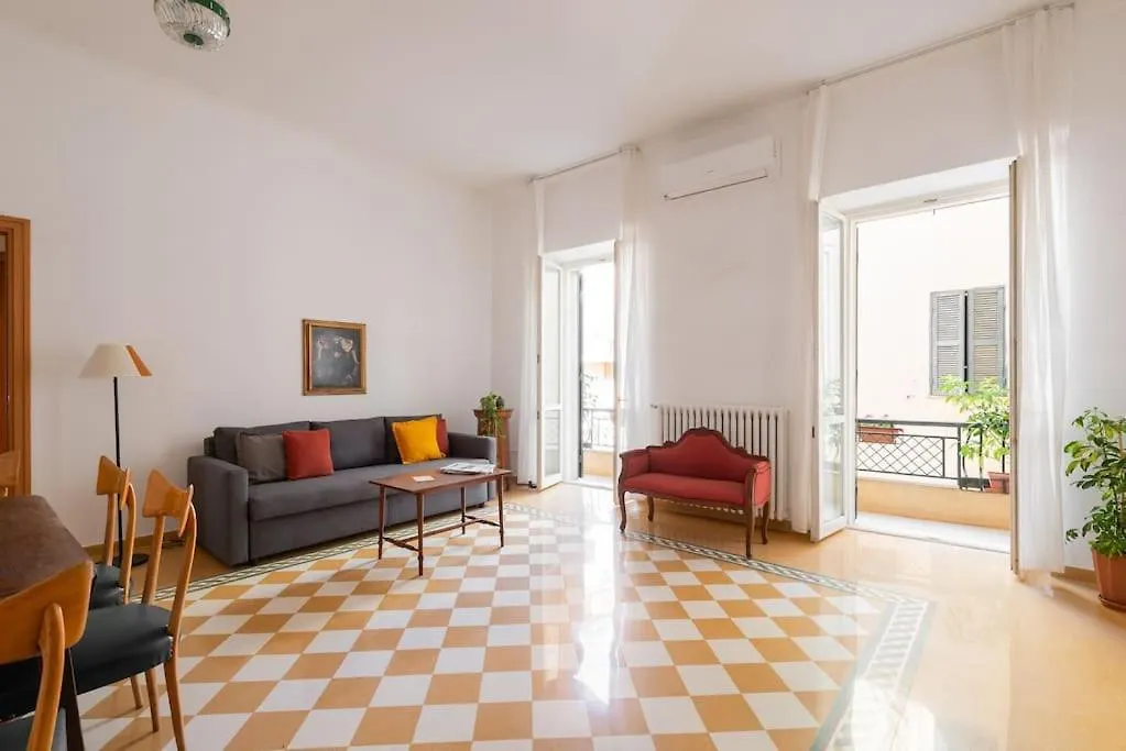 Colosseum Number Sixteen Apartment ローマ 0*,  イタリア